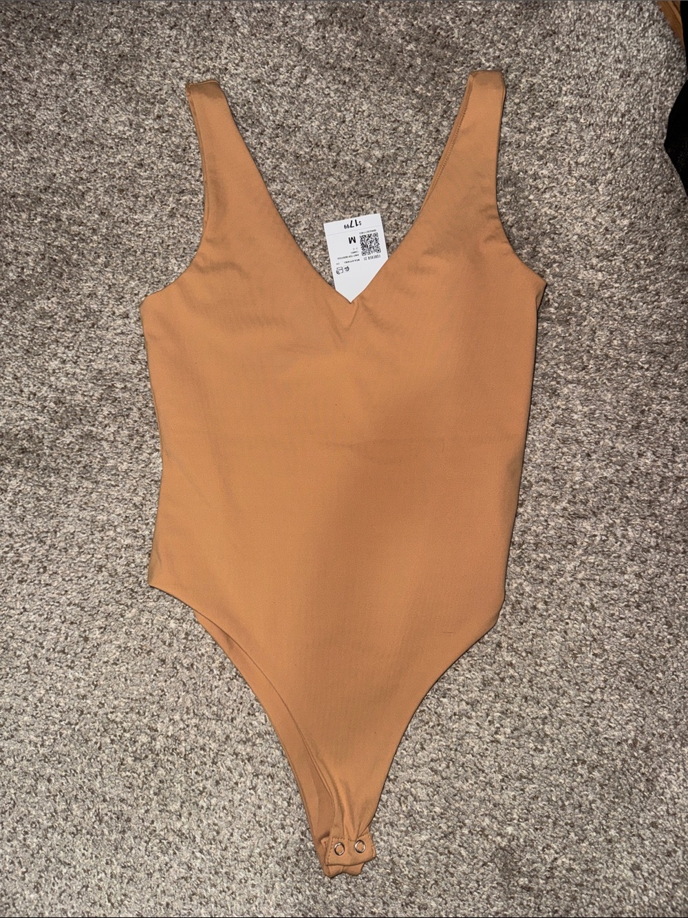 NWT forever 21 medium camel/tan colored bodysuit - Picture 1 of 4
